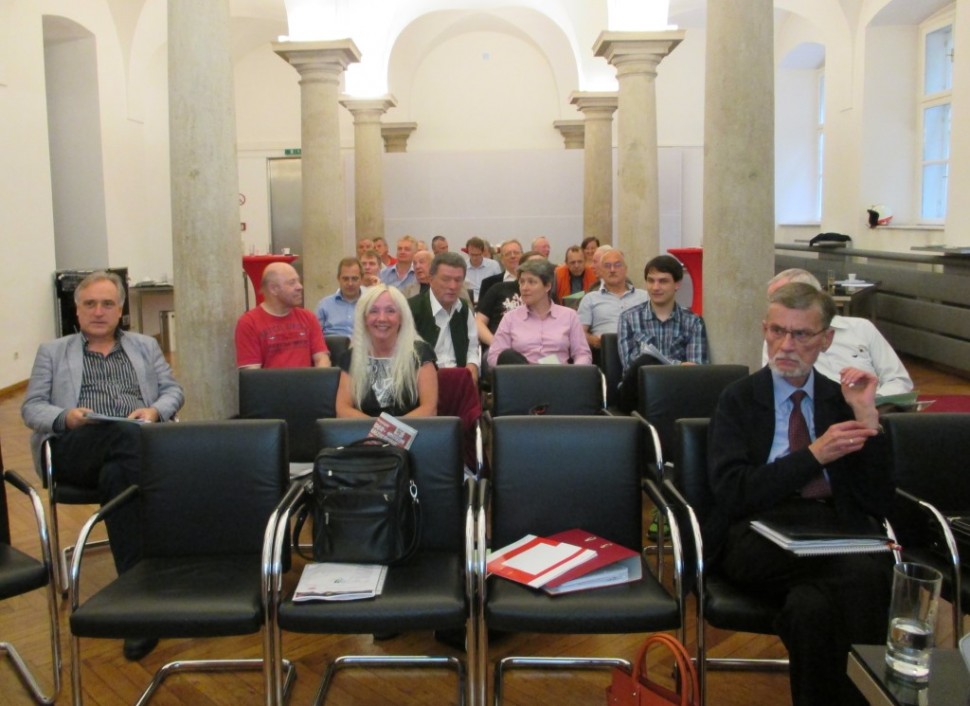 DGV2015_Spannung_vor_Abstimmung_kompr